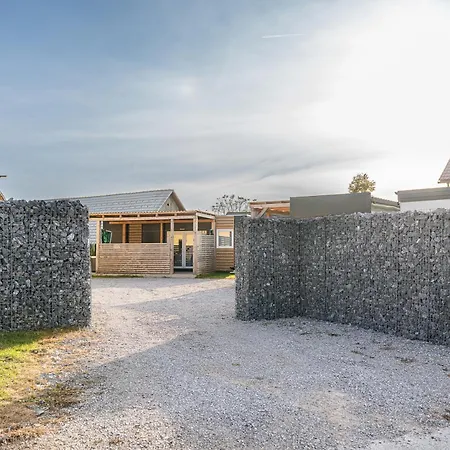 Hiskovec - Village Apartment