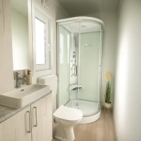 Hiskovec - Village *