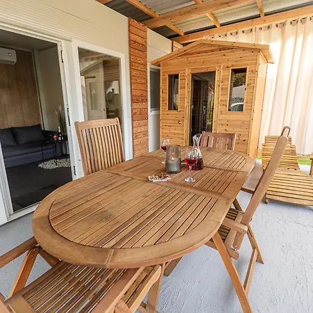 Hiskovec - Village *