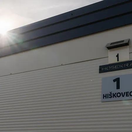 Hiskovec - Village Apartment *