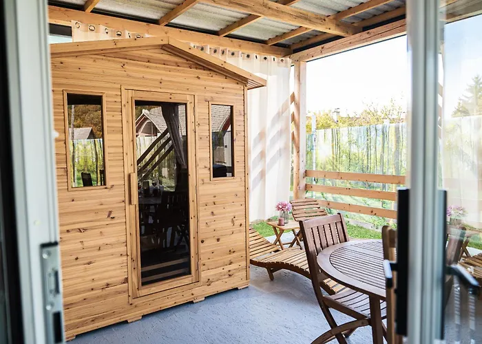 Hiskovec - Village *